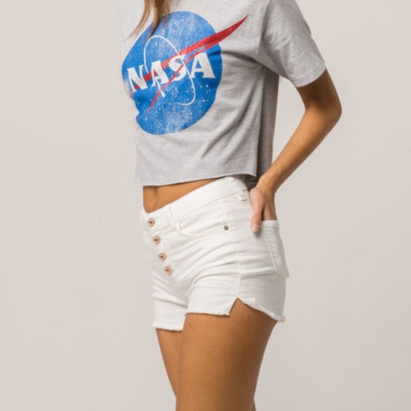 NWT Exposed Button SHORTIE ripped denim - Picture 2 of 8